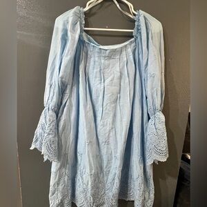Chic Light Blue Women's Blouse with Lace Accents